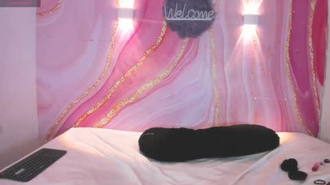 Snapshot of blair_bigtits chatting on 02/19/26, 02:02 Blair online show from 02/19/26, 02:02