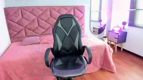 Blair  online show from 12/29/24, 02:21