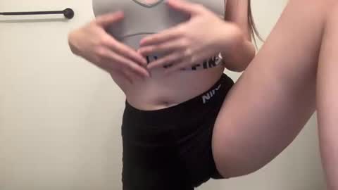 Snapshot of blairbabexxx chatting on 07/11/26, 09:38 blairbaby online show from 07/11/26, 09:38