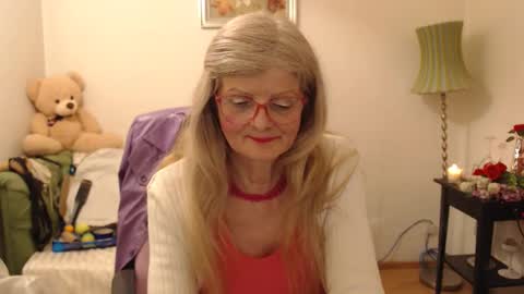 Snapshot of blairfort chatting on 02/28/25, 08:18 blairfort online show from 02/28/25, 08:18