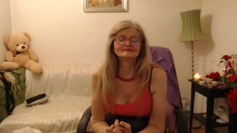 Snapshot of blairfort chatting on 02/28/25, 11:45 blairfort online show from 02/28/25, 11:45