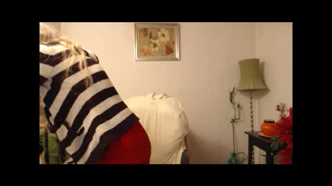 Snapshot of blairfort chatting on 11/14/25, 06:39 blairfort online show from 11/14/25, 06:39