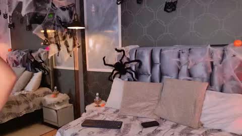 blairjones_ online show from 10/20/25, 02:50