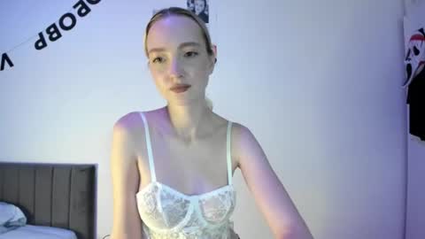 Snapshot of blairmarfl chatting on 07/15/26, 05:51 Blair online show from 07/15/26, 05:51