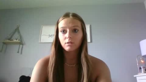 Snapshot of blairmorgan chatting on 06/18/26, 04:22 blairmorgan online show from 06/18/26, 04:22