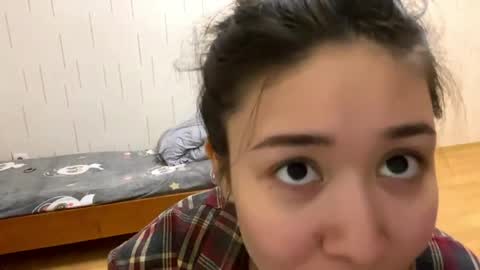 Mila online show from 03/31/26, 04:29