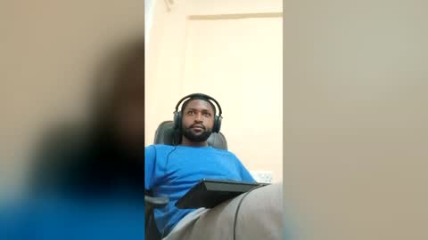 Snapshot of blakchiise chatting on 05/28/26, 04:48 blakchiise online show from 05/28/26, 04:48