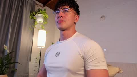 Blake Levi  Independent Model online show from 02/08/25, 11:24