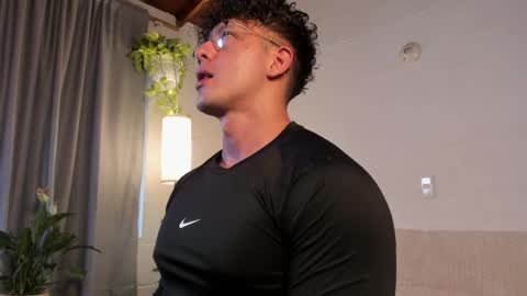 Blake Levi  Independent Model online show from 02/12/25, 09:54