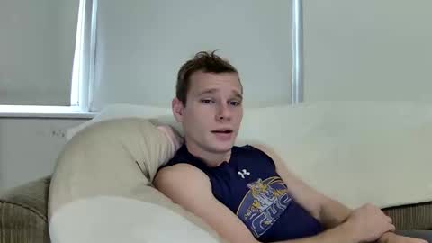 Snapshot of blakeandskylar chatting on 12/27/24, 01:07 BlakeAndSkylar online show from 12/27/24, 01:07