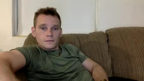 Snapshot of blakeandskylar chatting on 09/19/25, 12:45 BlakeAndSkylar online show from 09/19/25, 12:45