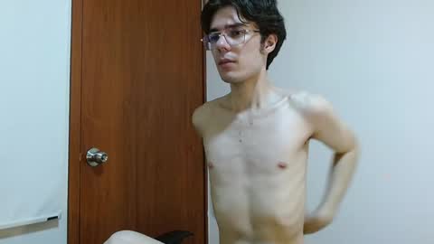 Snapshot of blakeshatter chatting on 12/05/24, 11:18 blakeshatter online show from 12/05/24, 11:18