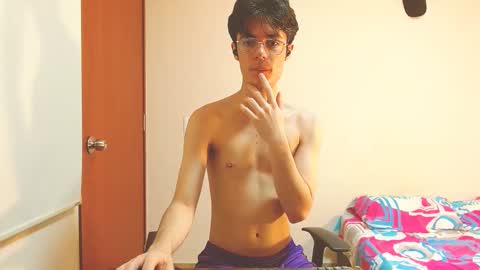 Snapshot of blakeshatter chatting on 01/30/25, 07:59 blakeshatter online show from 01/30/25, 07:59