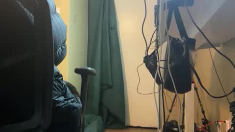 Blackjag00 online show from 12/17/25, 02:39