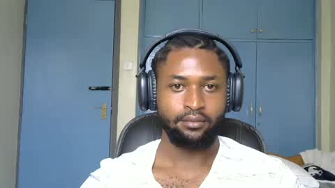 blakmoufaka online show from 10/17/25, 06:27