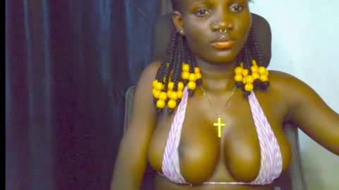 Snapshot of blaq_melanin chatting on 06/14/26, 07:27 nikky00 online show from 06/14/26, 07:27
