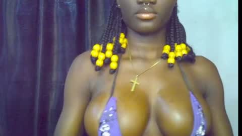 Snapshot of blaq_melanin chatting on 06/24/26, 10:58 nikky00 online show from 06/24/26, 10:58
