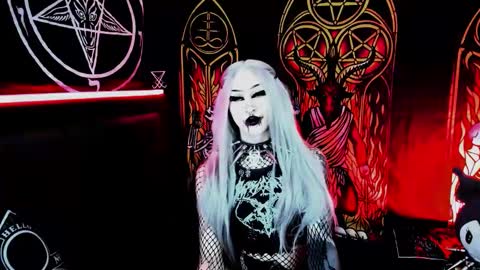   online show from 11/14/25, 08:18