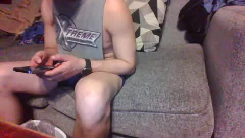 Snapshot of blaw_1321 chatting on 04/25/26, 06:27 blaw_1321 online show from 04/25/26, 06:27