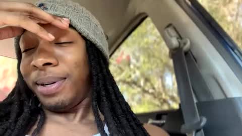 Snapshot of blaxkasta chatting on 03/11/25, 09:04 Black Clover online show from 03/11/25, 09:04