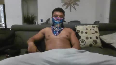 Snapshot of blazethedancer chatting on 11/04/25, 10:36 blaze online show from 11/04/25, 10:36