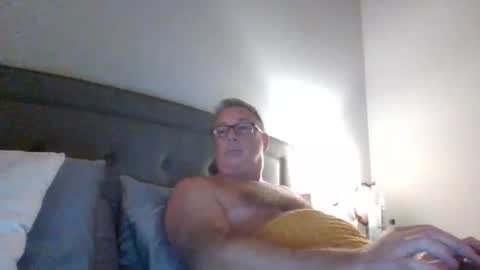 bldude69 online show from 12/12/24, 04:37