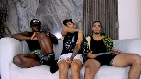 The Best Models online show from 02/05/25, 01:54