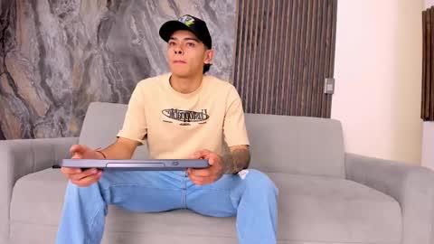 The Best Models online show from 03/06/25, 01:57