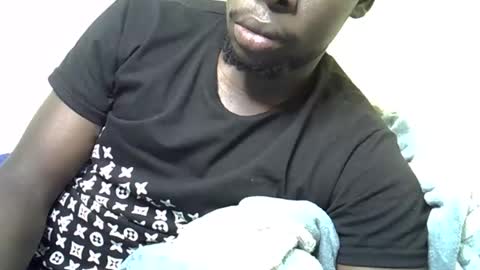 Black  brown online show from 12/22/25, 07:16