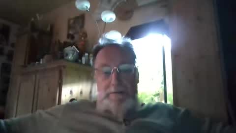 Snapshot of blindsurfer780299 chatting on 10/25/25, 04:02 blindsurfer780299 online show from 10/25/25, 04:02