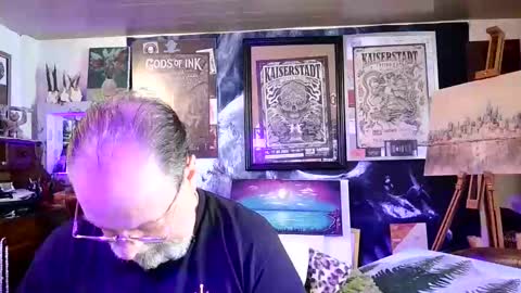 Snapshot of blindsurfer780299 chatting on 04/14/26, 09:37 blindsurfer780299 online show from 04/14/26, 09:37