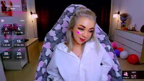 Nicole online show from 02/14/25, 03:15