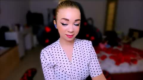 Nicole online show from 03/06/26, 04:53