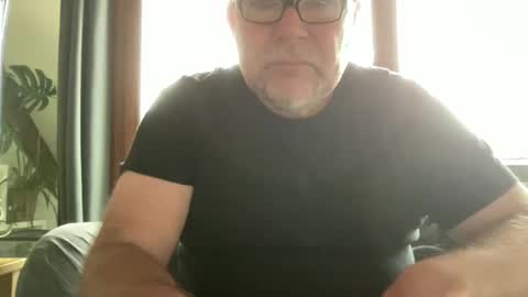 BlIdoL online show from 05/07/26, 06:41