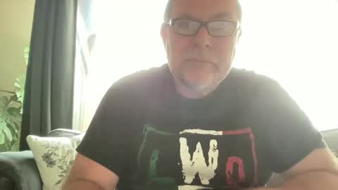 BlIdoL online show from 05/20/26, 06:30
