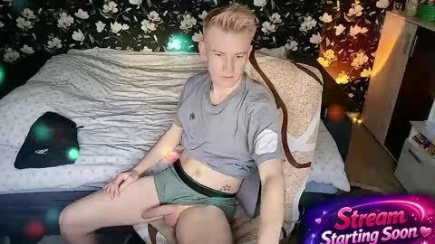 Snapshot of blond_boy69 chatting on 04/24/26, 02:41 blond_boy69 online show from 04/24/26, 02:41
