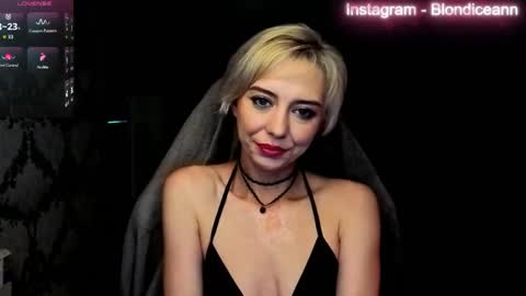blond_ice_ann online show from 06/05/26, 06:31