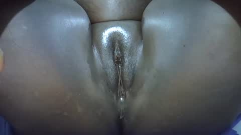 Snapshot of blonde202 chatting on 12/27/24, 12:18 Abbygael online show from 12/27/24, 12:18