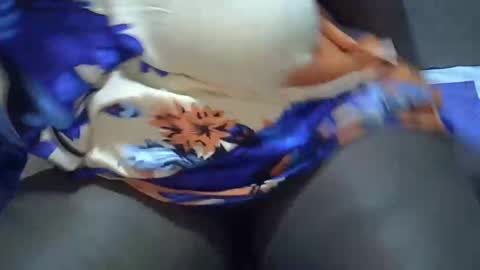 Snapshot of blonde202 chatting on 01/30/25, 12:27 Abbygael online show from 01/30/25, 12:27