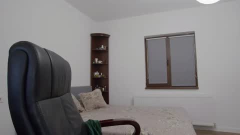 Snapshot of blonde4pasion chatting on 12/05/24, 05:04 blonde4pasion online show from 12/05/24, 05:04