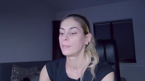 Snapshot of blonde4pasion chatting on 12/07/24, 07:10 blonde4pasion online show from 12/07/24, 07:10