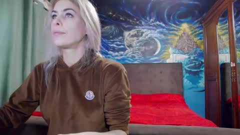 Snapshot of blonde4pasion chatting on 01/16/25, 06:46 blonde4pasion online show from 01/16/25, 06:46