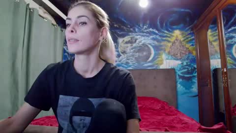 Snapshot of blonde4pasion chatting on 03/02/25, 07:23 blonde4pasion online show from 03/02/25, 07:23