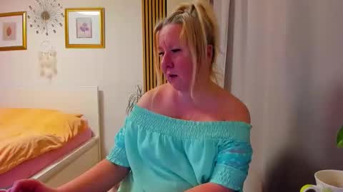 Nicole online show from 02/20/26, 07:03