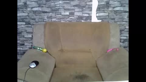 Snapshot of blonde_creamy chatting on 05/20/26, 11:05 blonde_creamy online show from 05/20/26, 11:05