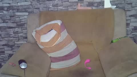 blonde_creamy online show from 07/07/26, 07:56