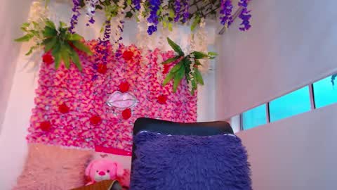 blonde_squirt_ online show from 12/20/25, 07:10