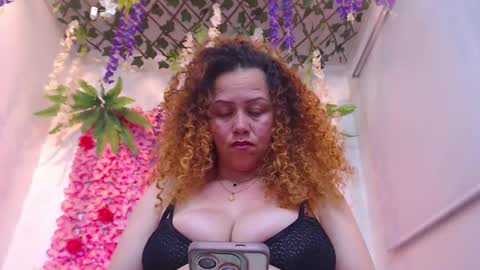 blonde_squirt_ online show from 02/13/26, 10:28