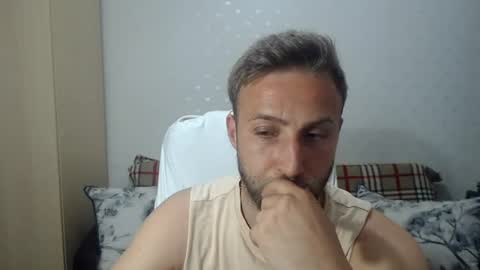 Snapshot of blondeagle chatting on 06/18/26, 08:13 Mr Blond online show from 06/18/26, 08:13