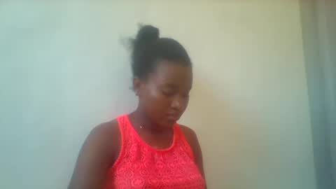 Snapshot of blondebarbiey chatting on 02/08/25, 07:48 blonde online show from 02/08/25, 07:48